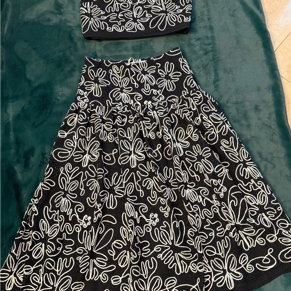 🛍️🛍️ BRAND NEW!!! ANTONIO MELANI “Style by Simmons” Aoife 2-pc Set 🛍️🛍️ - Picture 3 of 9